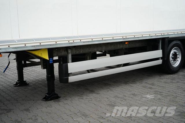Schmitz Cargobull / IZOTERMA + WINDA / XL / ROLETA / 2 X OŚ PODNOS نصف مقطورات بدرجة حرارة قابلة للضبط