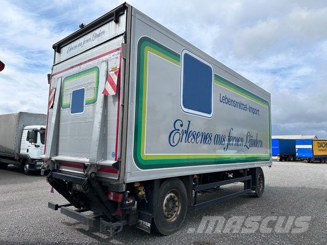 Schmitz Cargobull KO 18 ISO Koffer / LBW 1500 kg Ремаркета фургони