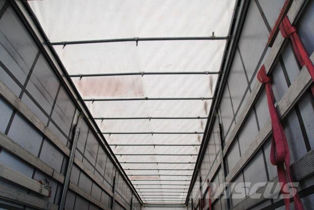 Schmitz Cargobull Lifting axle, excellent condition Тентованные полуприцепы