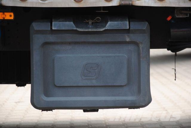 Schmitz Cargobull Mega, lifting axle, lifting roof Semirremolques con caja de lona