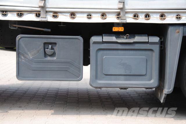 Schmitz Cargobull Mega, lifting axle, lifting roof Semirremolques con caja de lona