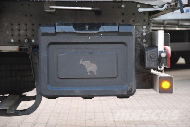 Schmitz Cargobull New tarpaulin, lifting axle Curtainsider semi-trailers