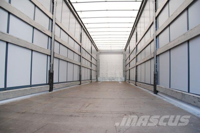 Schmitz Cargobull New tarpaulin, lifting axle Curtainsider semi-trailers