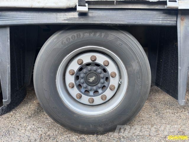 Schmitz Cargobull SCB S3T*MEGA*LIFTING ROOF*LIFT. AXLE Semirremolques con caja de lona