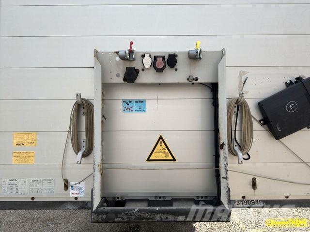 Schmitz Cargobull SCB S3T*MEGA*Lift Roof 侧帘半挂车