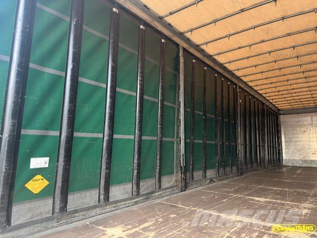 Schmitz Cargobull SCB S3T MEGA LIFTING ROOF 侧帘半挂车