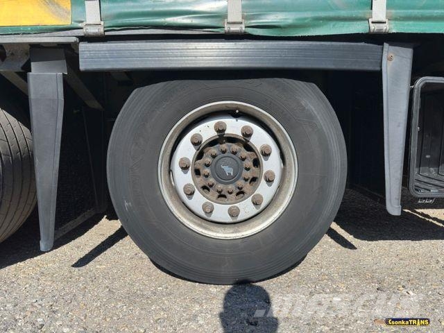 Schmitz Cargobull SCB S3T*MEGA*Hubdach* 侧帘半挂车