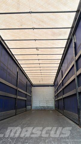 Schmitz Cargobull Schmitz Cargobull Curtainsider semi-trailers