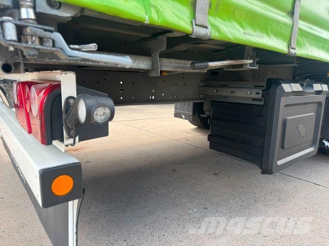Schmitz Cargobull SCS 18/L *PR+PL * VARIOS-SYSTEM * MEGA * Curtainsider semi-trailers