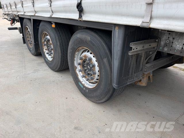 Schmitz Cargobull Tautliner Standard Lift ZEPRO نصف مقطورات بباب جانبي