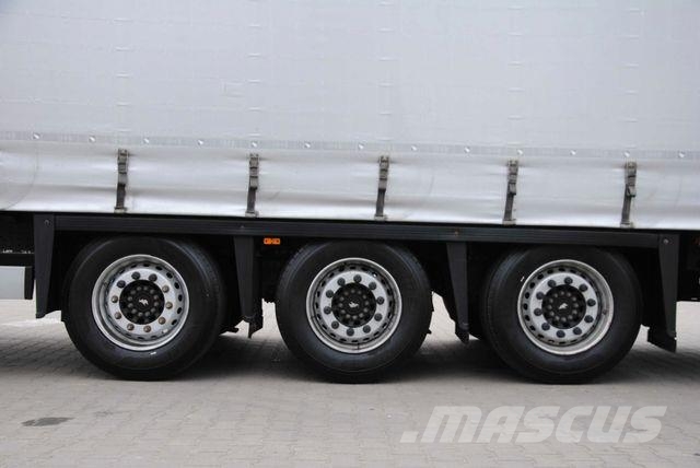 Schmitz Cargobull Varios mega, lifting axle, lifting roof 侧帘半挂车
