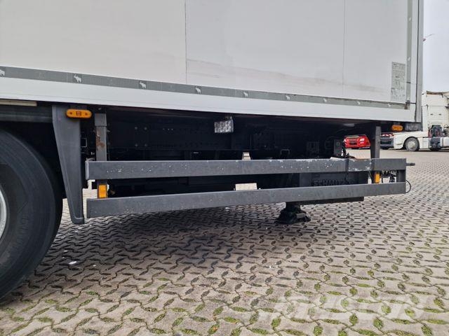Schmitz Cargobull ZKO 18 / Ladebordwand Koel-vries trailer