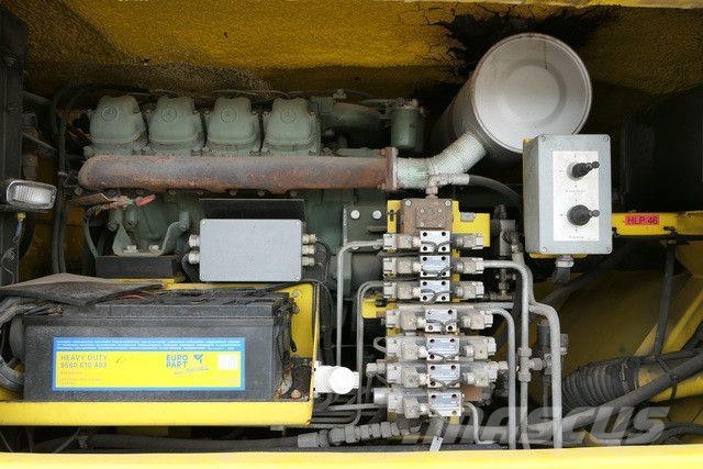 Schörling KBG P17 B, Kehrbesen, Flughafen, V8 Overige opleggers