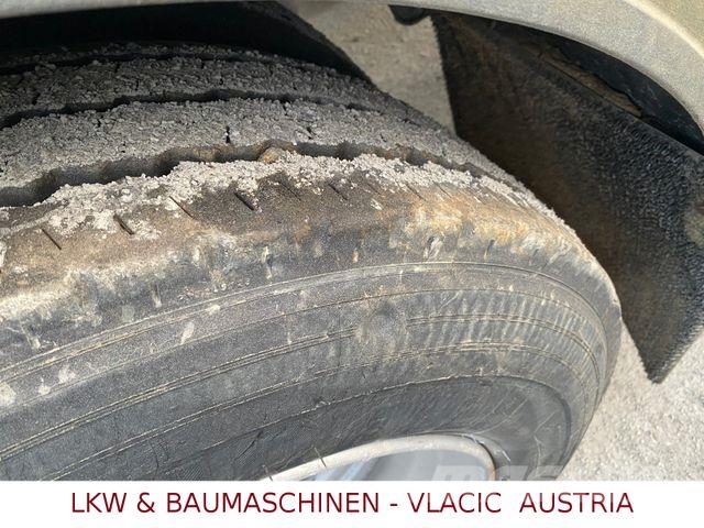 Schwarzmüller GSODAM Holztransporter Metsaveohaagised