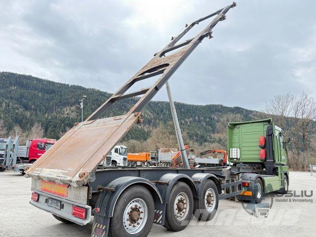 Schwarzmüller R-Serie Liftachse Containerchassis Kipperchassis Containeranhänger