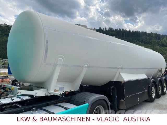 Schwarzmüller Schwingenschlögel Benzin/Diesel Tankopleggers