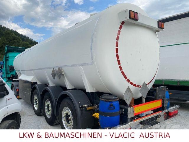 Schwarzmüller Schwingenschlögel Benzin/Diesel Tankopleggers