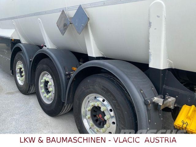 Schwarzmüller Schwingenschlögel Benzin/Diesel Tankopleggers