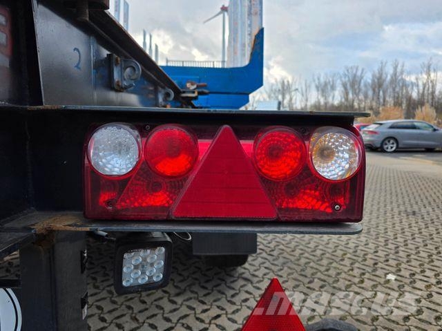 Schwarzmüller Y203 / Liftachse / Alu-Felgen Houtopleggers