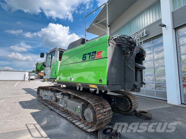 Sennebogen 673e / 4.093h / 2018 / Klappspitze / 44m 塔式起重機