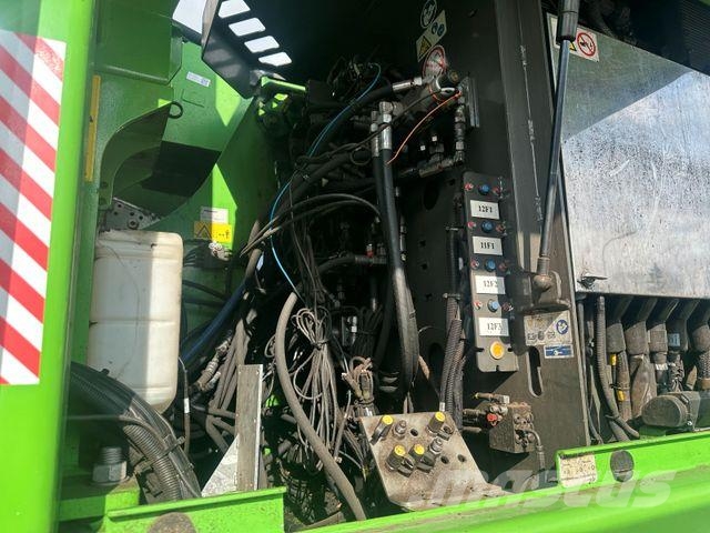 Sennebogen 730E Wheeled excavators