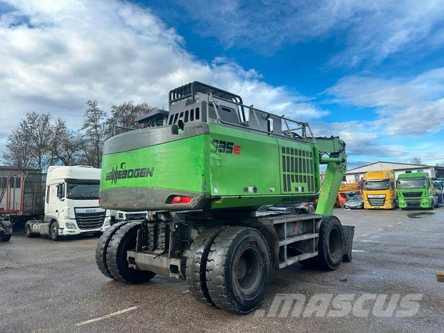 Sennebogen 735E Wheeled excavators
