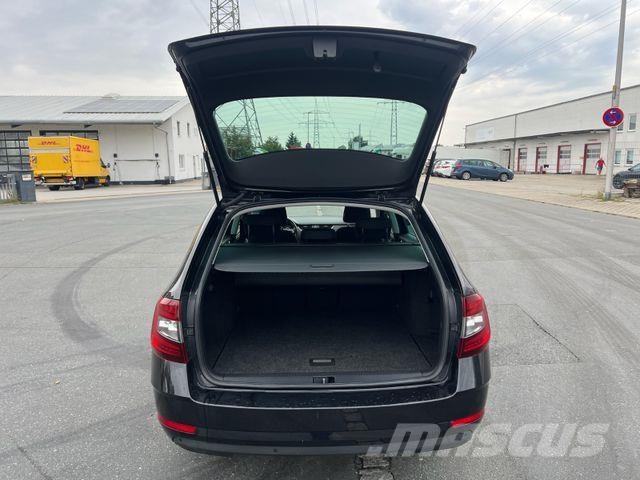 Skoda Octavia Combi Soleil/NAVI/ACC/EU6d-TEMP Personbiler