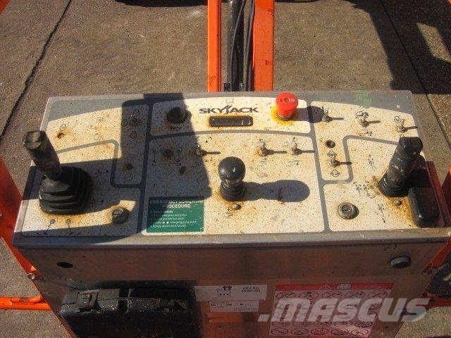 SkyJack SJ 46 AJ * 16m Arbeitshöhe * Körüklü personel platformları