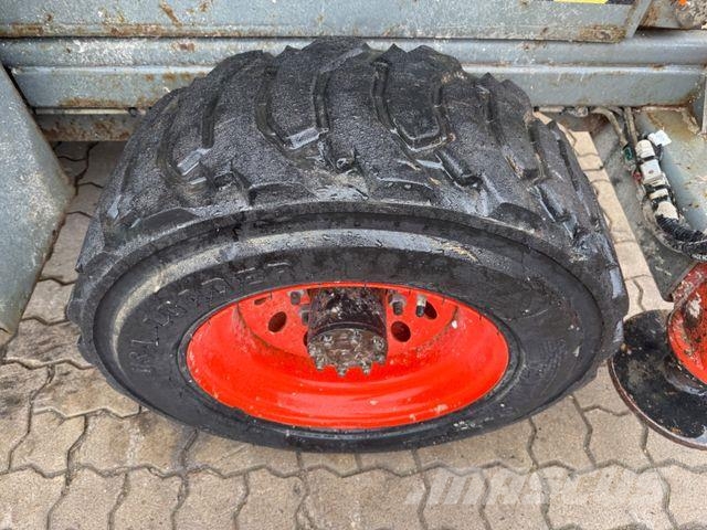SkyJack SJ9250RT 4x4 / 17.2 Meter / 2015 BJ Scheren-Arbeitsbühnen