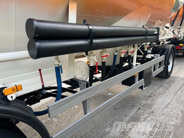Spitzer SAP 1833/3M Futtersilo 3-Kammern Otros camiones