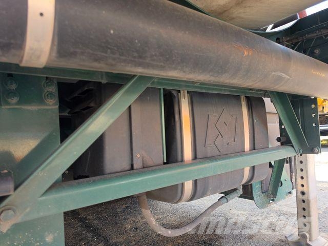 Spitzer SK 2745 Polprikolice cisterne