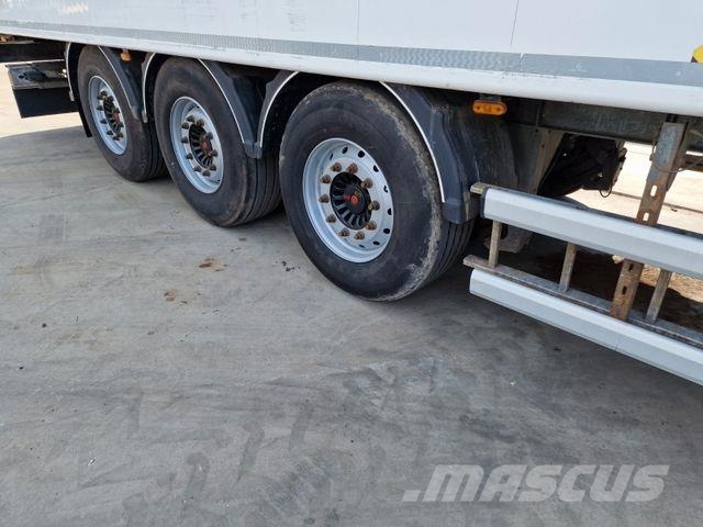 Stas Walkingfloor 92m3 2015 year Напівпричепи з кузовом-фургоном