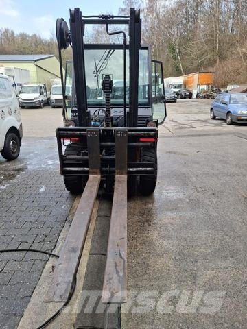 Steinbock SH 40 mit StVZO Diesel 4 T Hubk. ORG 2156 StdTop شاحنات الديزل