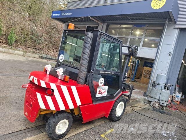 Steinbock SH 40 mit StVZO Diesel 4 T Hubk. ORG 2156 StdTop شاحنات الديزل