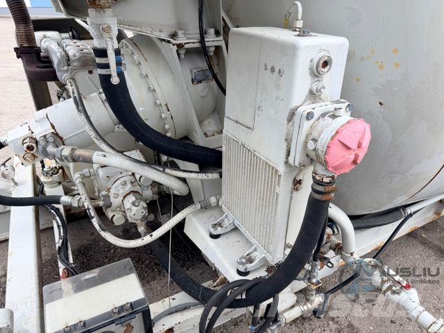Stetter 7m³ 4 Zylinder Deutz Motor 기타 세미 트레일러