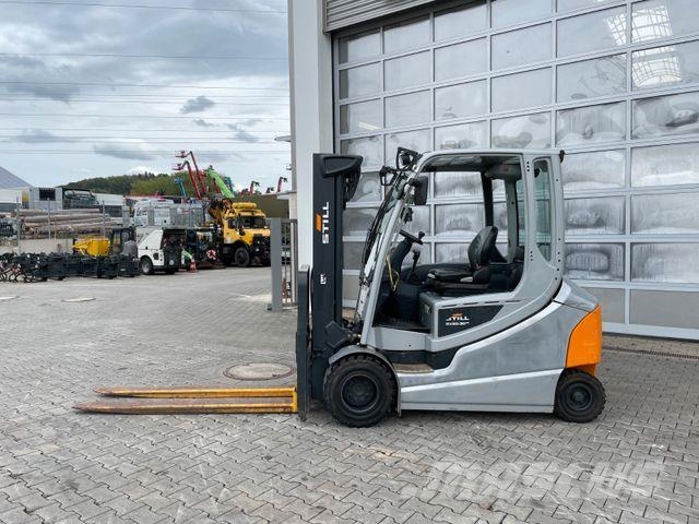 Still RX60-30/600L / 2021 / Hubhöhe 4.6m / SS / Waage شاحنات ذات رافعات شوكية تعمل بالكهرباء