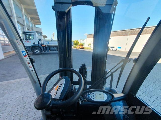 Still RX70-35 / Triplex: 4.80m / nur 2.876h! / Klima Diesel forklifts