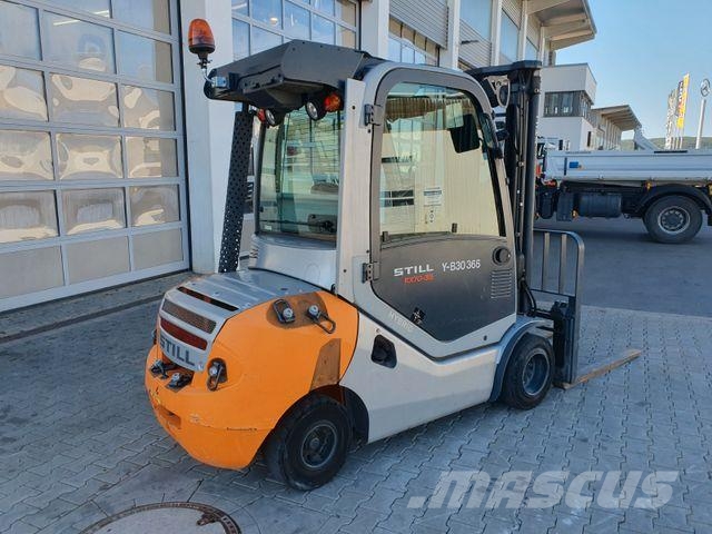 Still RX70-35 / Triplex: 4.80m / nur 2.876h! / Klima Diesel forklifts
