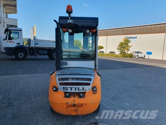 Still RX70-35 / Triplex: 4.80m / nur 2.876h! / Klima Diesel forklifts