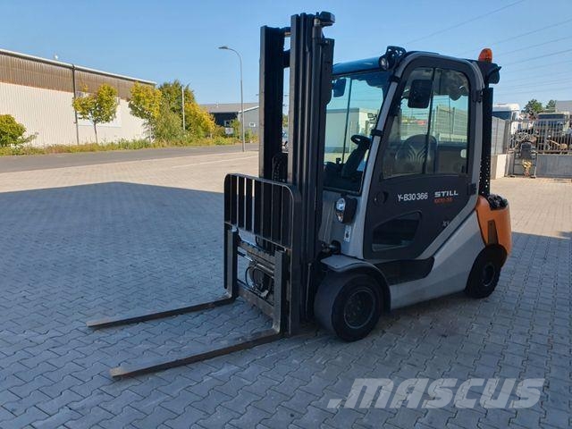 Still RX70-35 / Triplex: 4.80m / nur 2.876h! / Klima Diesel forklifts
