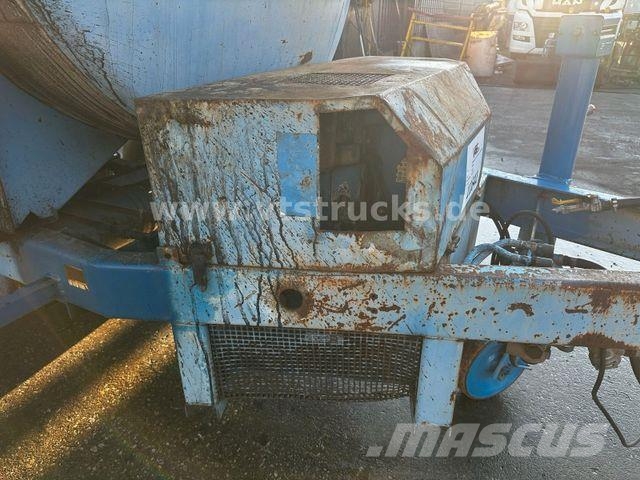 Strassmayr Schäfer TS 3000 Asphalt Tankanhänger Tankanhänger