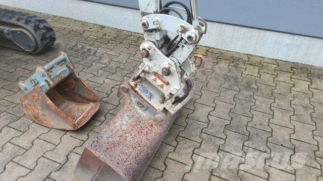 Takeuchi TB 216 - Powertilt HS01 - 2 Löffel - Mini excavators < 7t (Mini diggers)