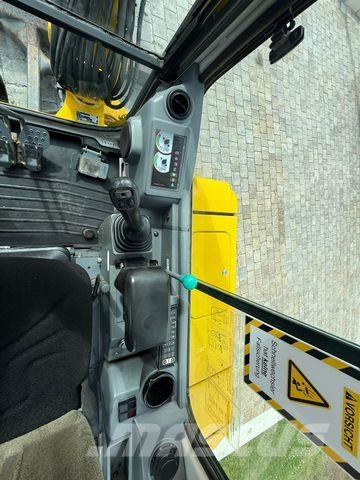 Takeuchi TB 228 mit Powertilt Minigraafmachines < 7t