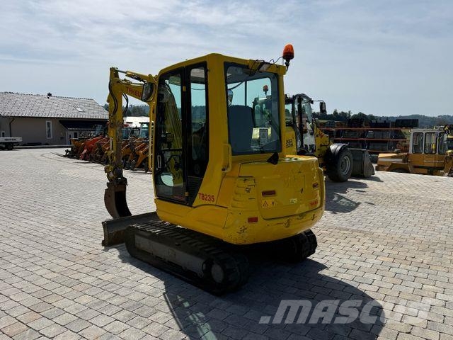 Takeuchi TB 235 Minigraafmachines < 7t