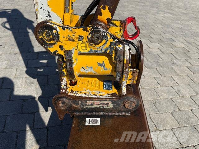 Takeuchi TB 235 mit Powertilt Mini excavators < 7t (Mini diggers)