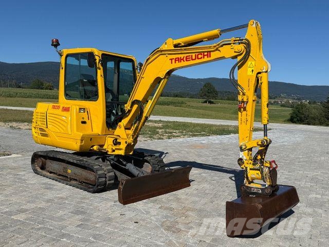 Takeuchi TB 235 mit Powertilt Mini excavators < 7t (Mini diggers)