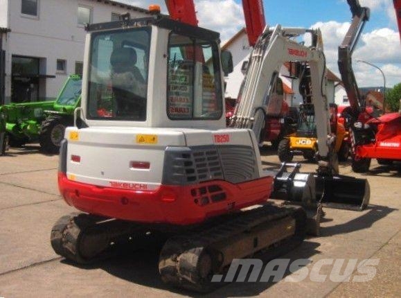 Takeuchi TB 250 ** 2x Löffel ** Minibagger < 7t