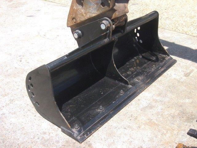 Takeuchi TB 250 ** 2x Löffel ** Minibagger < 7t