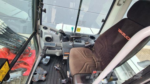 Takeuchi TB 250 - Powertilt Miniescavadeiras < 7t (Mini escavadeiras)