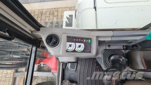 Takeuchi TB 250 - Powertilt Miniescavadeiras < 7t (Mini escavadeiras)